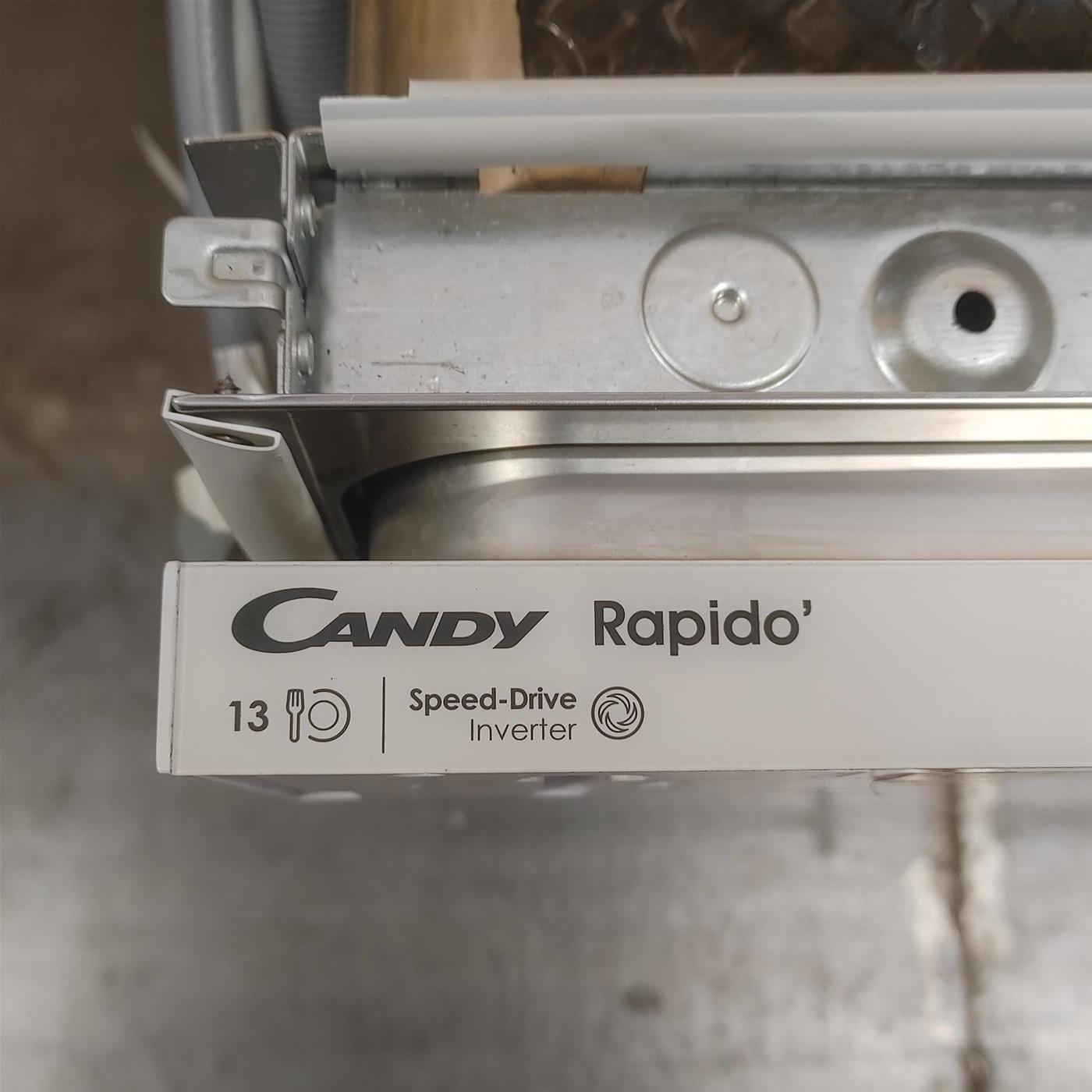 Lavastoviglie Candy RapidÓ CI 3E53L0W A scomparsa totale 13 coperti