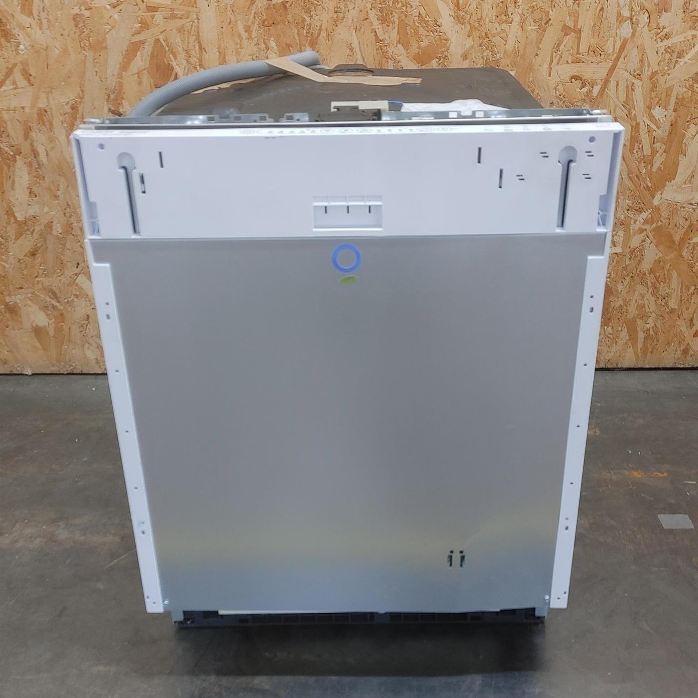 Lavastoviglie Candy CIP 3E7L0W a scomparsa totale 13 coperti