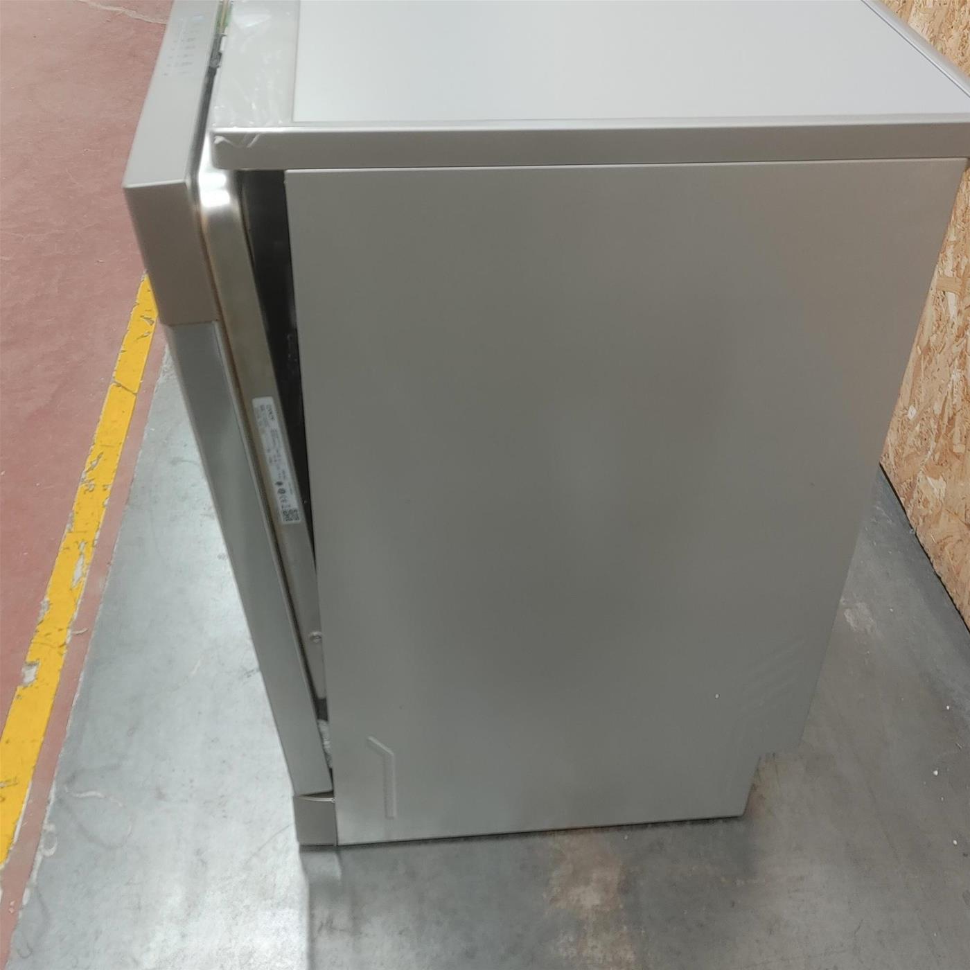 Lavastoviglie Candy RapidÓ CF 4C6F0X Libera installazione 14 coperti