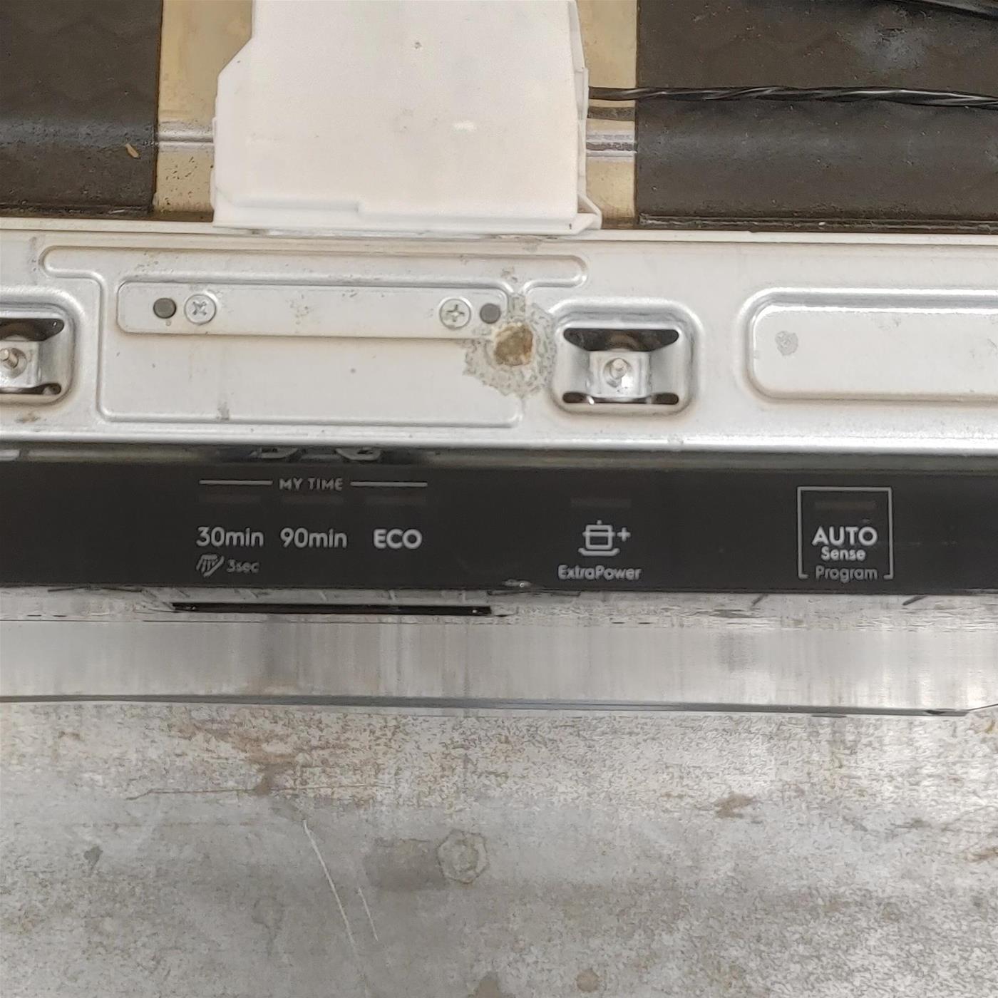 Lavastoviglie Electrolux EEM28200L A scomparsa totale 13 coperti E