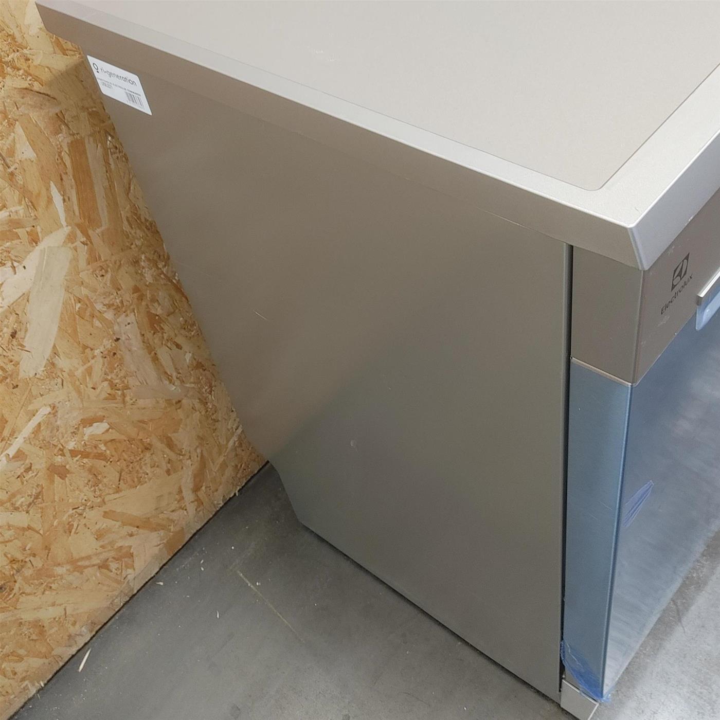 Lavastoviglie Electrolux Serie 600 ESM48400SX SatelliteClean® Libera installazione 14 coperti