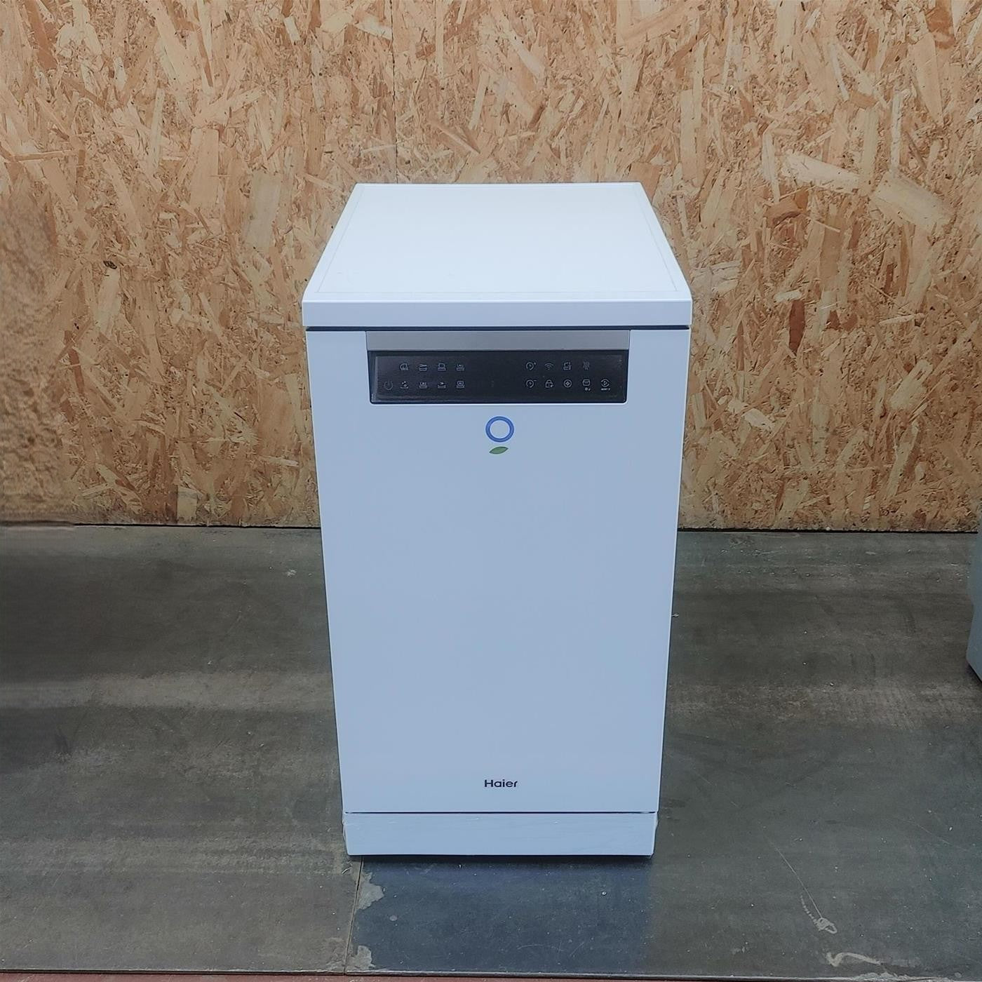 Lavastoviglie Haier XF1C3TB1FW Libera installazione 11 coperti