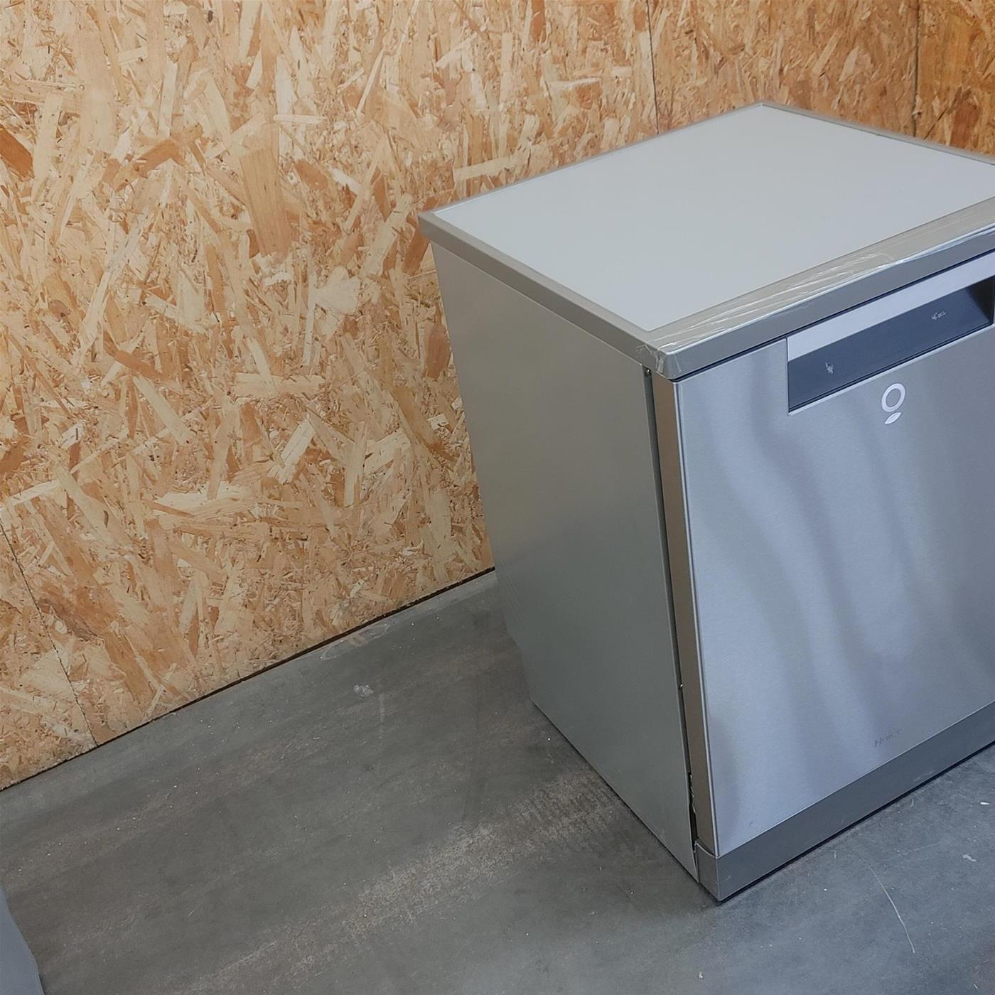 Lavastoviglie Haier XF 6A0M4PDX Libera installazione Classe A 16 coperti