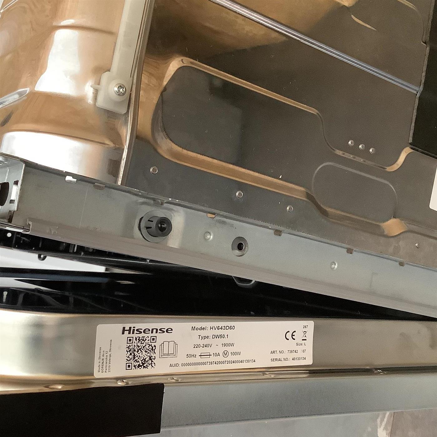 Lavastoviglie Hisense HV643D6 A scomparsa totale 16 coperti