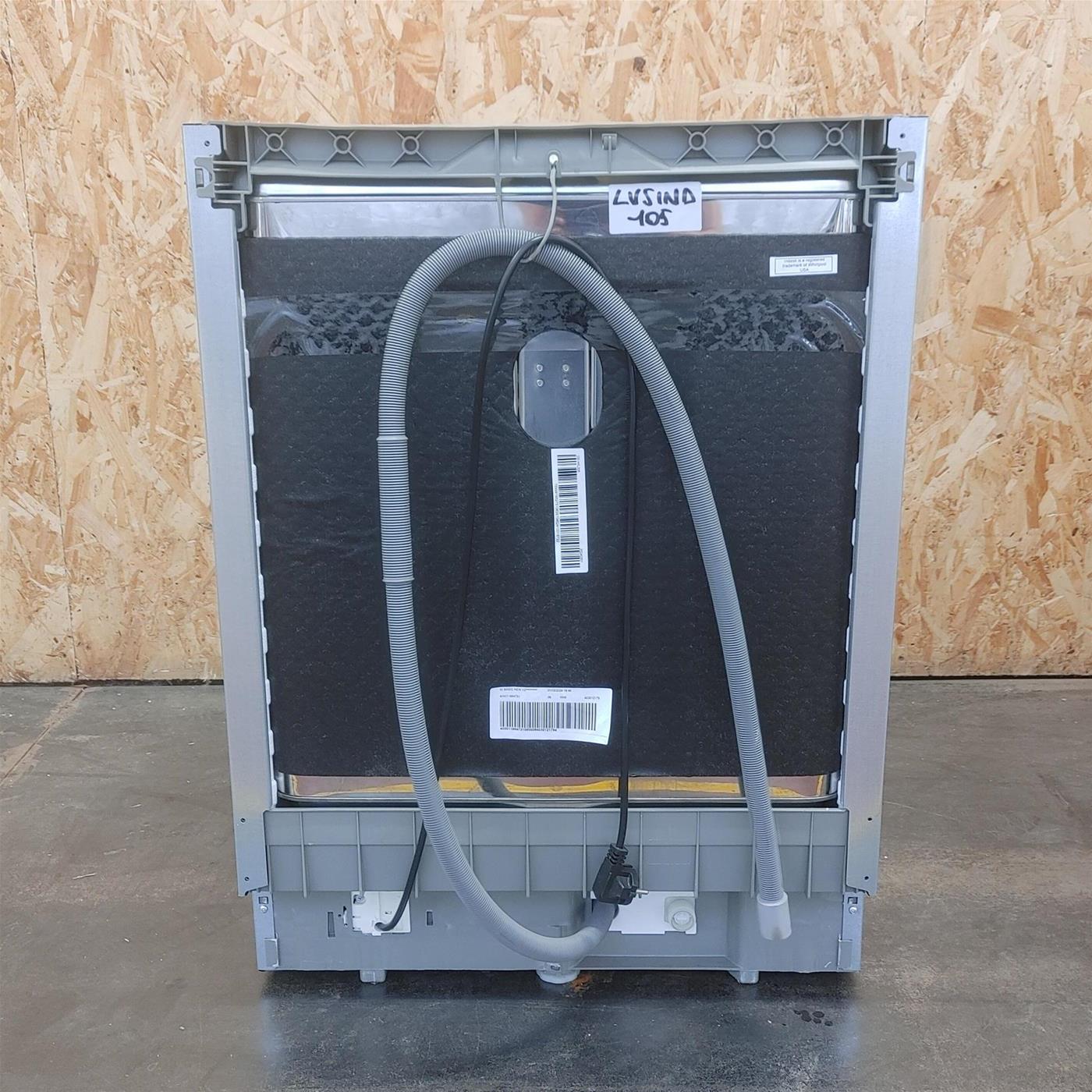 Lavastoviglie Indesit D2IHKL326 a scomparsa totale 14 coperti