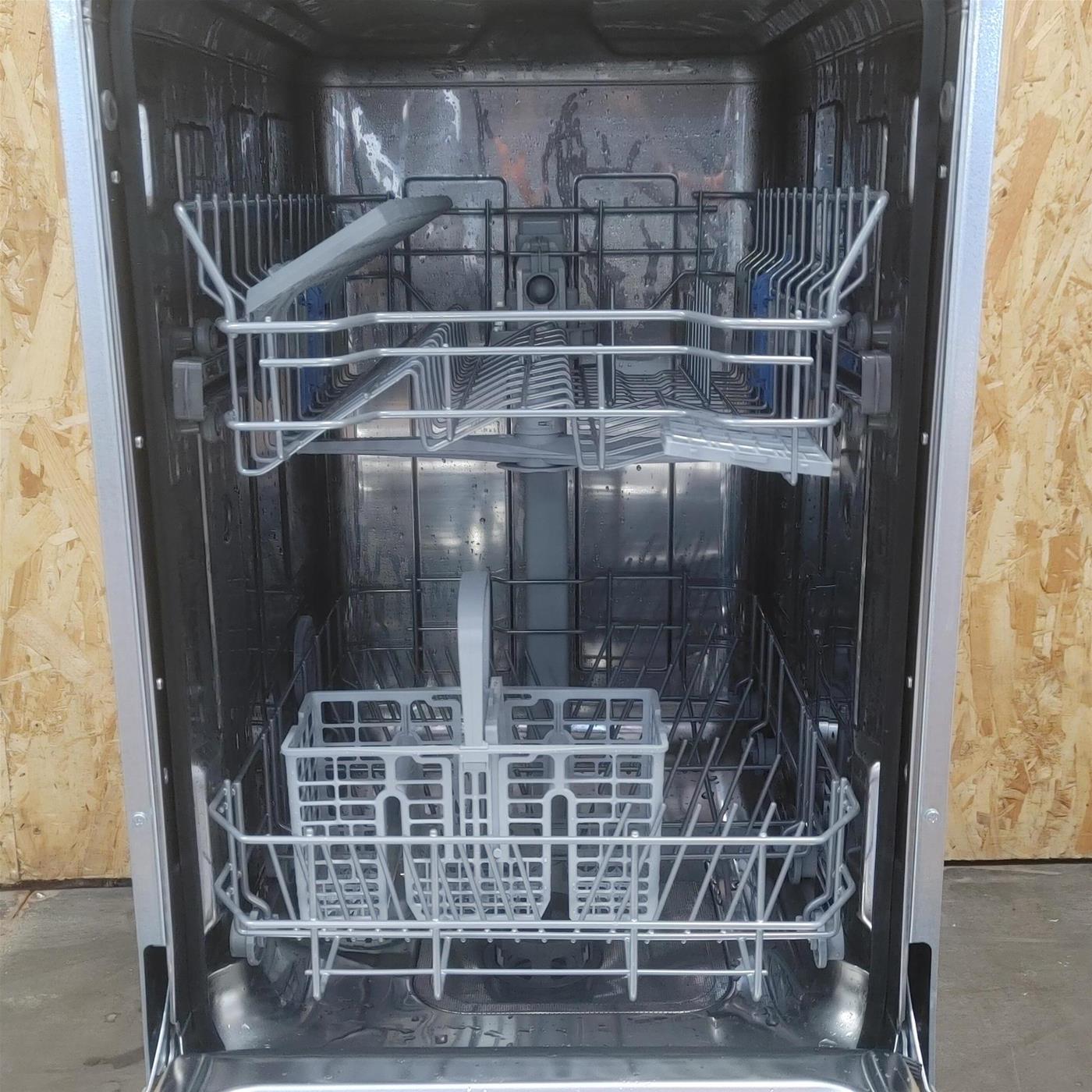 Lavastoviglie Indesit DSIE 2B10 da incasso 10 coperti