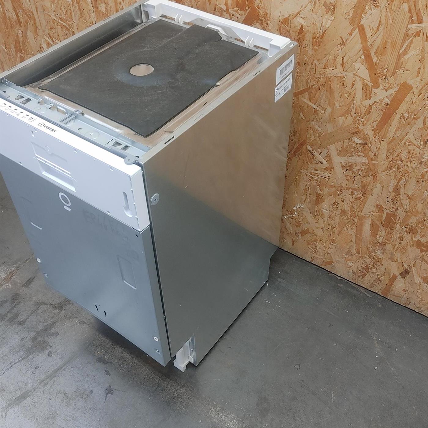 Lavastoviglie Indesit DSIE 2B10 da incasso 10 coperti