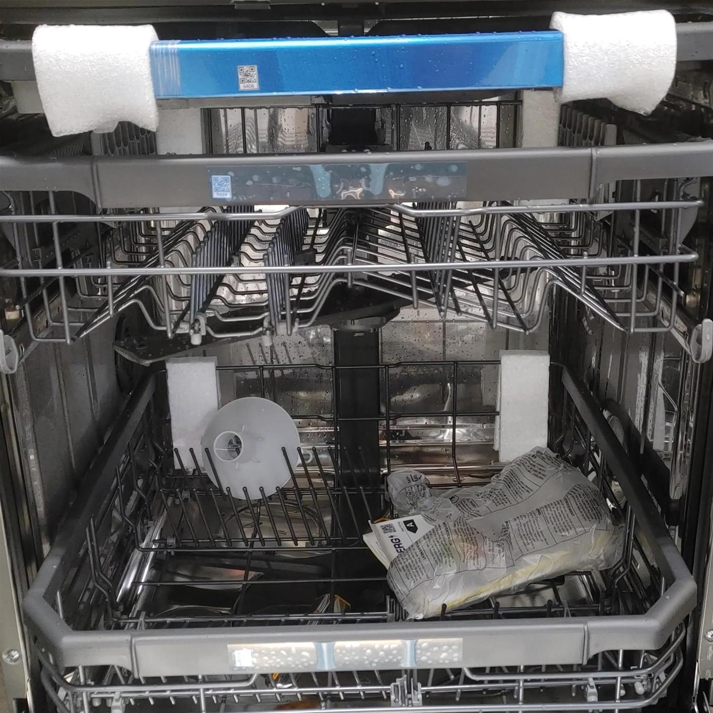 Lavastoviglie LG DB365TXS.AASQEIS A scomparsa totale 14 coperti B