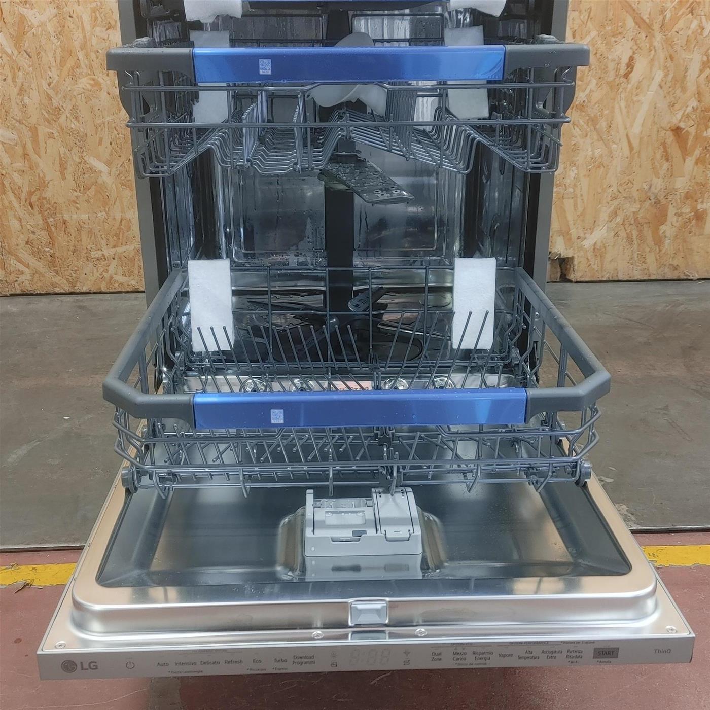 Lavastoviglie LG QuadWash DB475TXS a scomparsa totale Vapore Wi-Fi 14 coperti