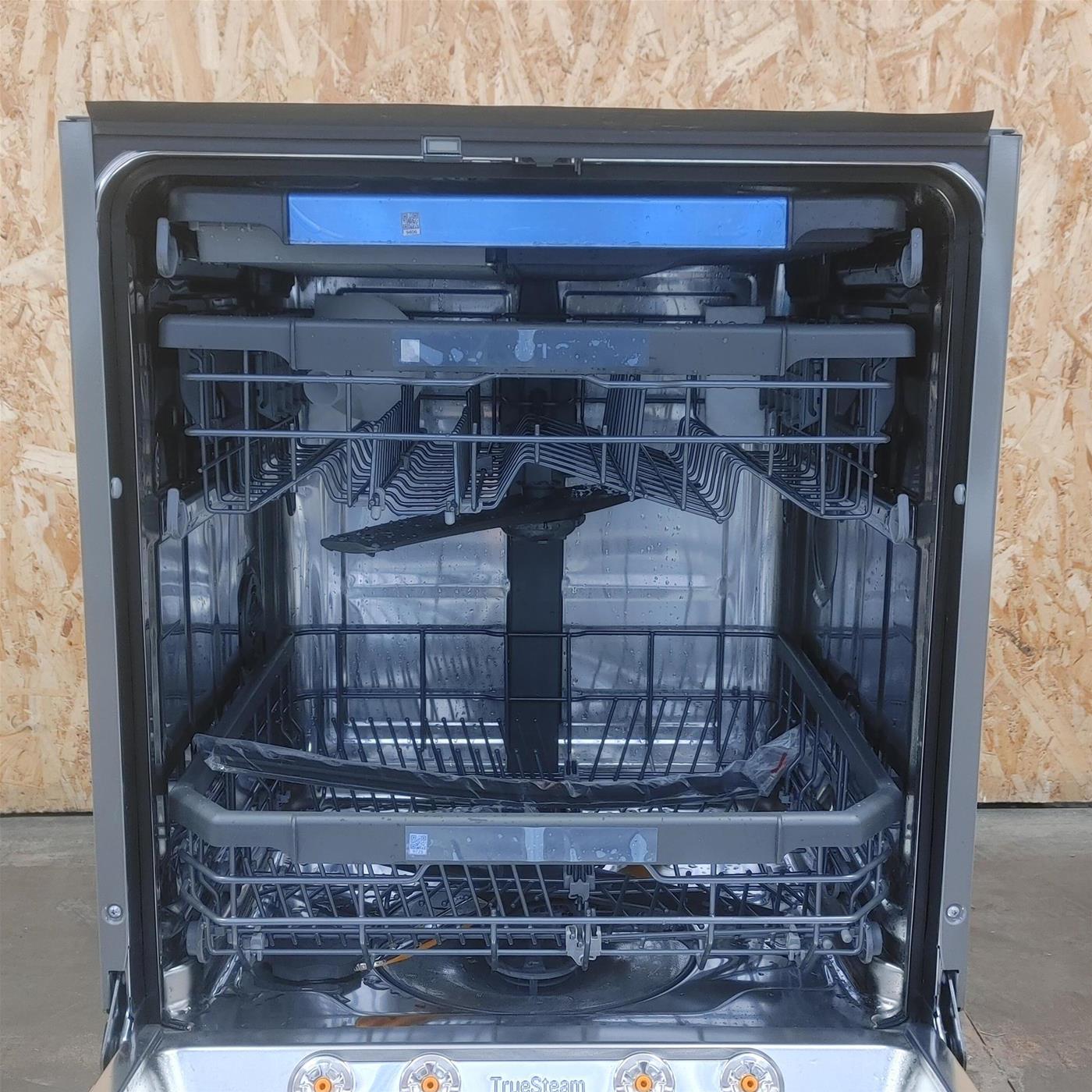 Lavastoviglie LG QuadWash DB475TXS a scomparsa totale Vapore Wi-Fi 14 coperti