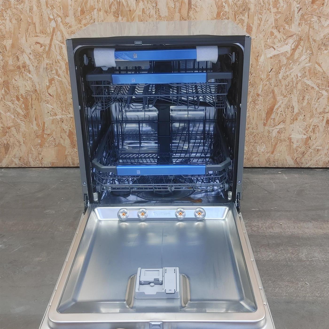 Lavastoviglie LG QuadWash DB475TXS a scomparsa totale 14 coperti Vapore Wi-Fi