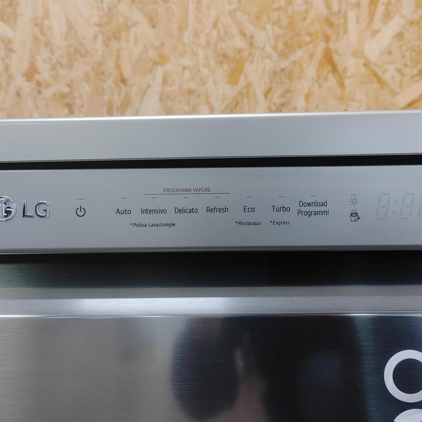 Lavastoviglie LG DF365FPS Libera installazione 14 coperti