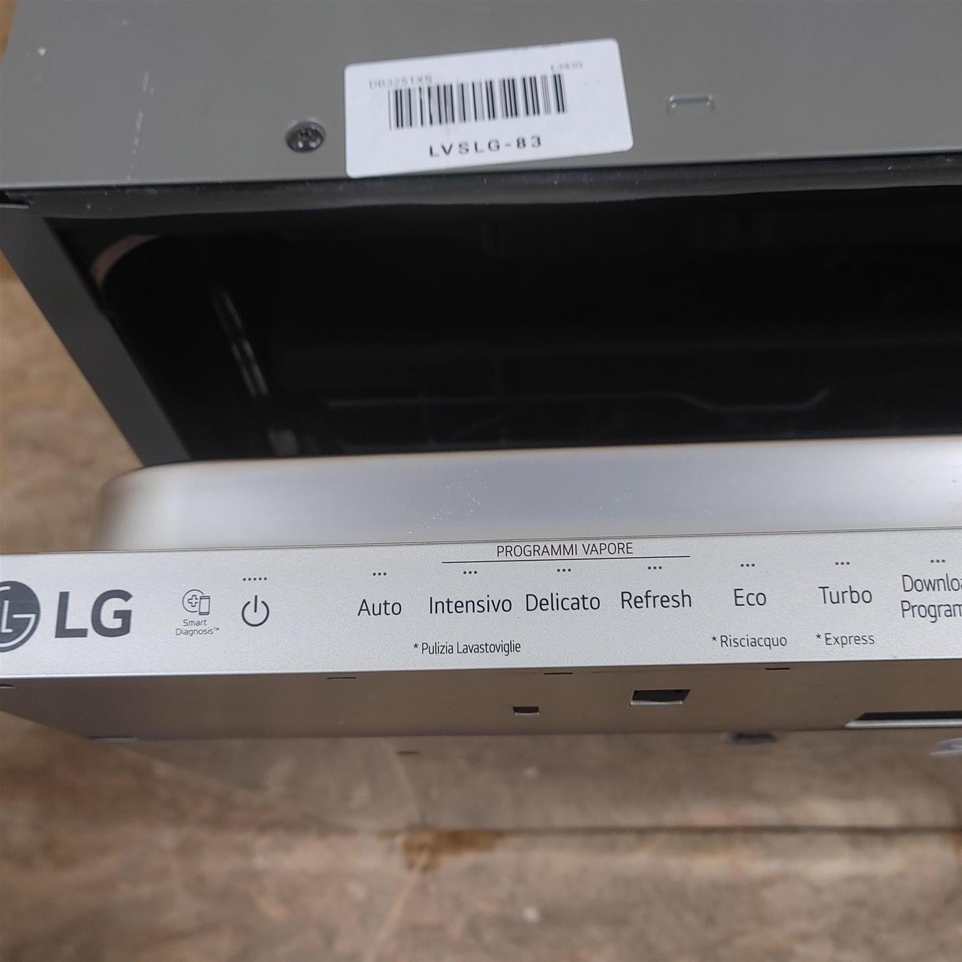 LG QuadWash DB325TXS Lavastoviglie a scomparsa totale Classe E 14 coperti Vapore Wi-Fi
