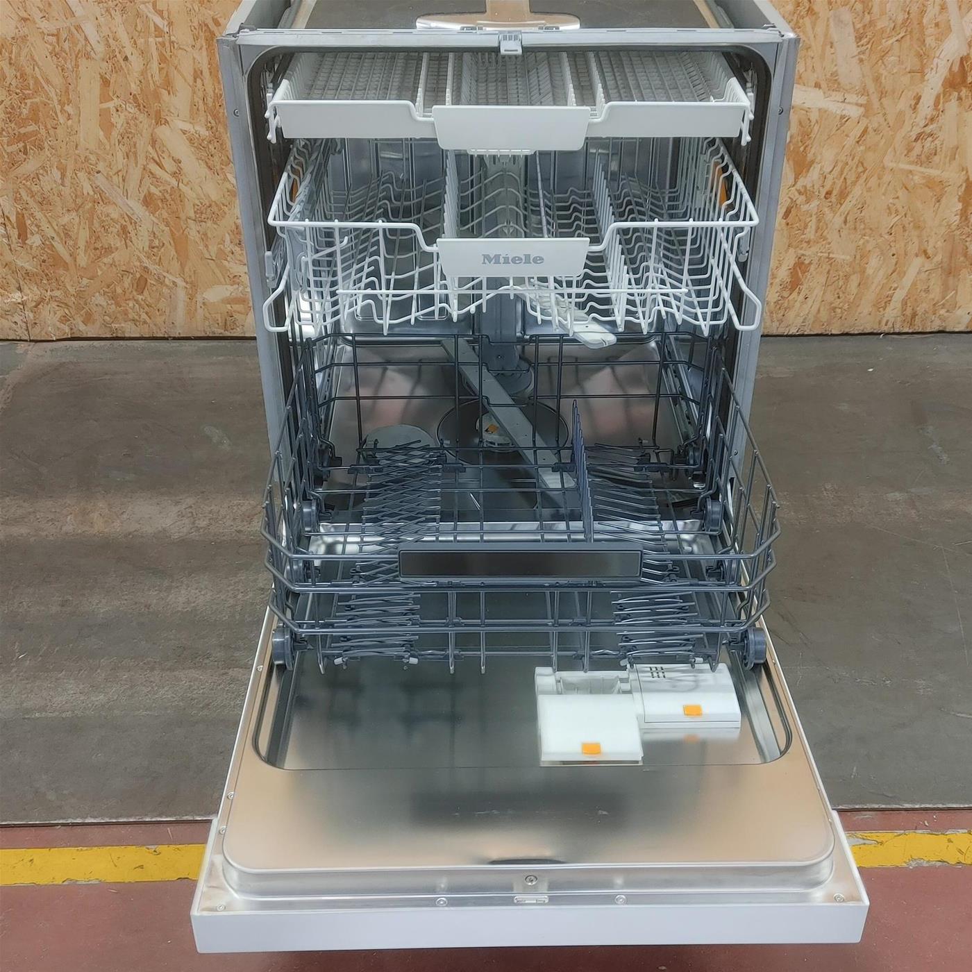 Lavastoviglie Miele G 5110 SCU Active Sottopiano 14 coperti