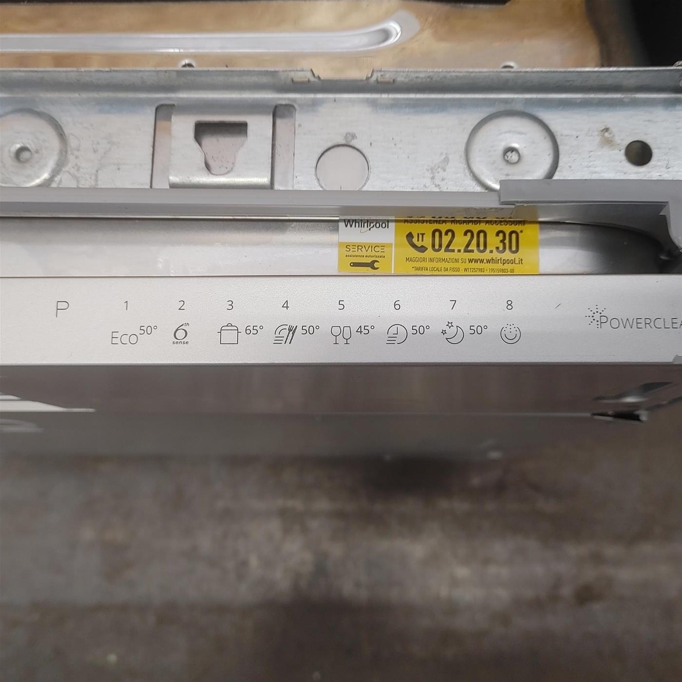 Lavastoviglie Whirlpool WIO 3T226 PFG da incasso 14 coperti