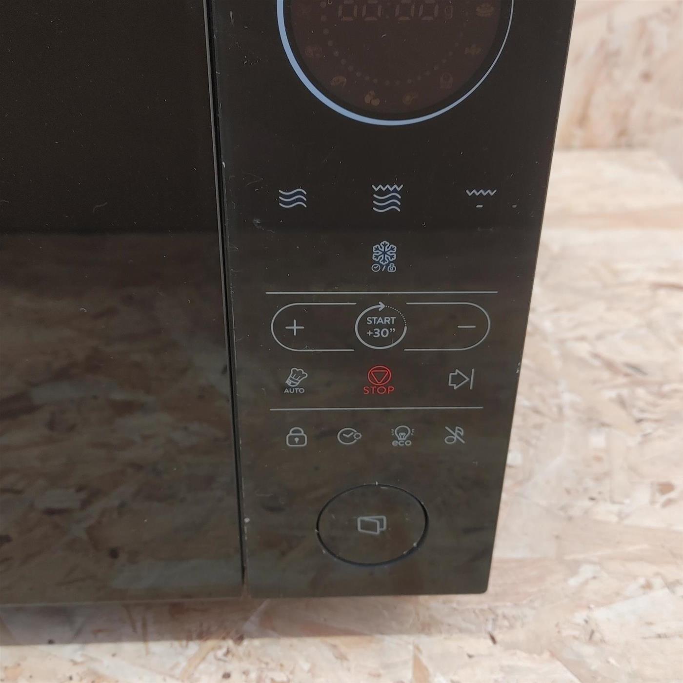 Hoover Chefvolution HMGI25TB Superficie piana Microonde con grill 25 L 900 W Nero