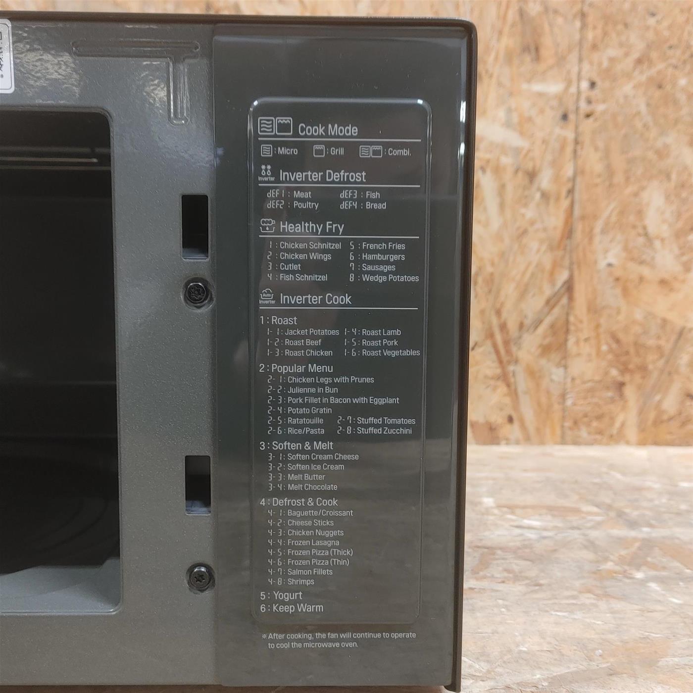 Microonde LG NeoChef MH6565CPW con grill