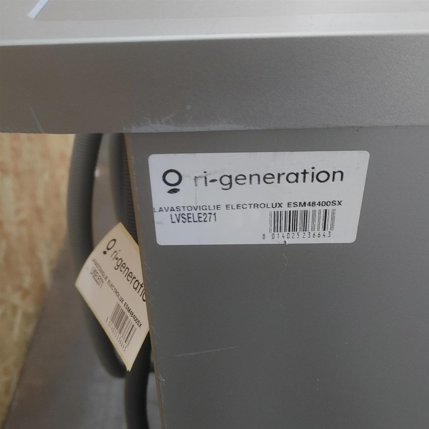 Lavastoviglie Electrolux Serie 600 ESM48400SX SatelliteClean® Libera installazione 14 coperti