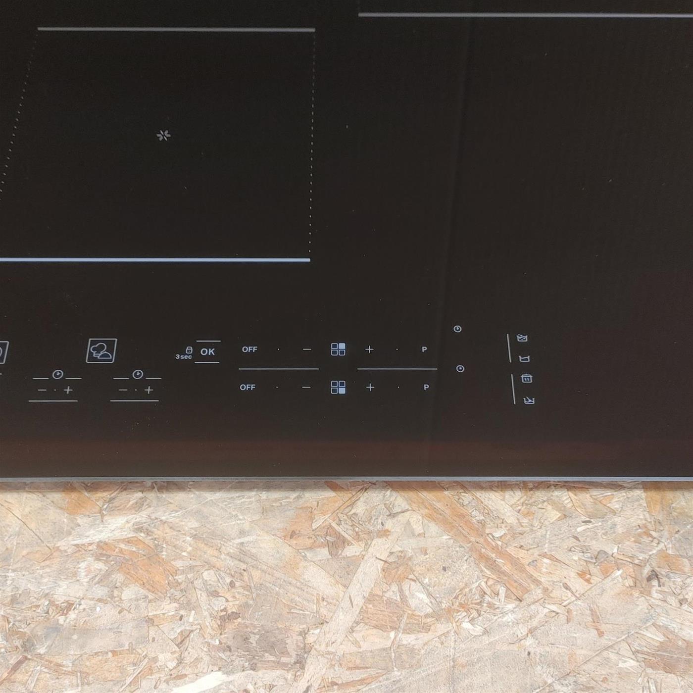 Piano cottura Hotpoint Ariston HB0577BNE a induzione