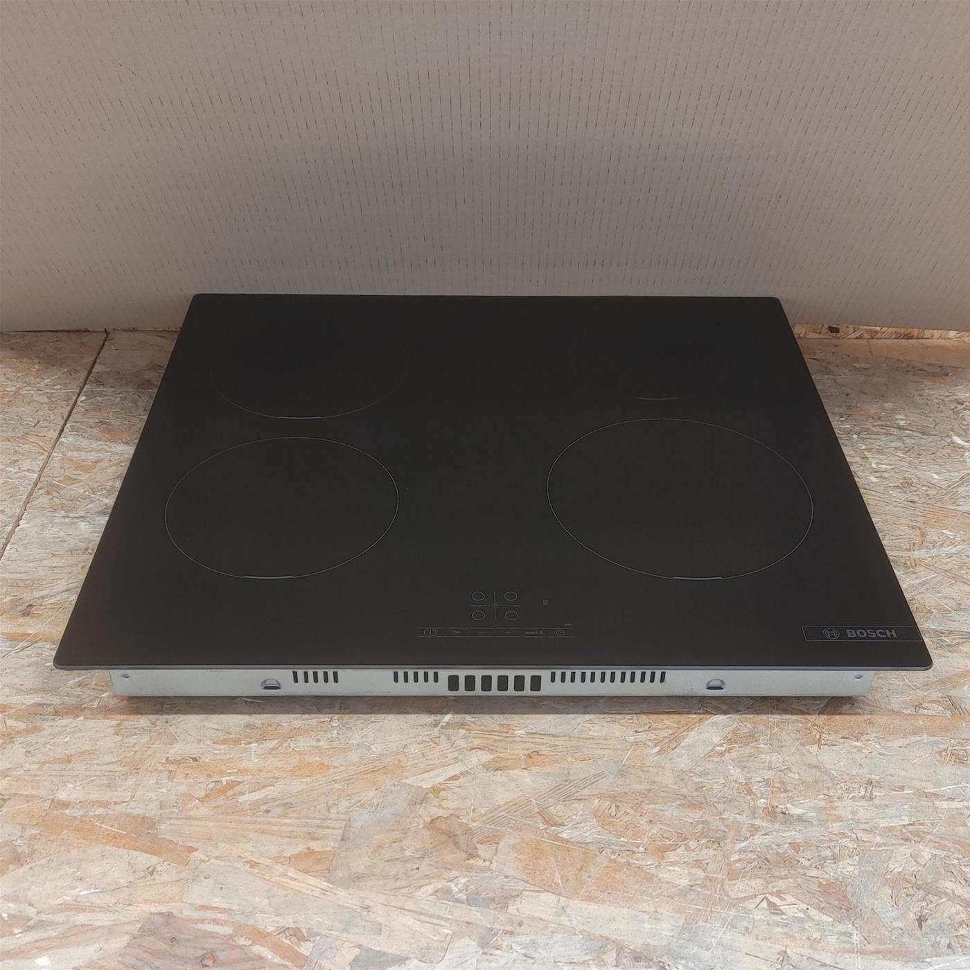 Piano cottura Bosch Serie 4 PUE611BB5J a induzione 4 zone