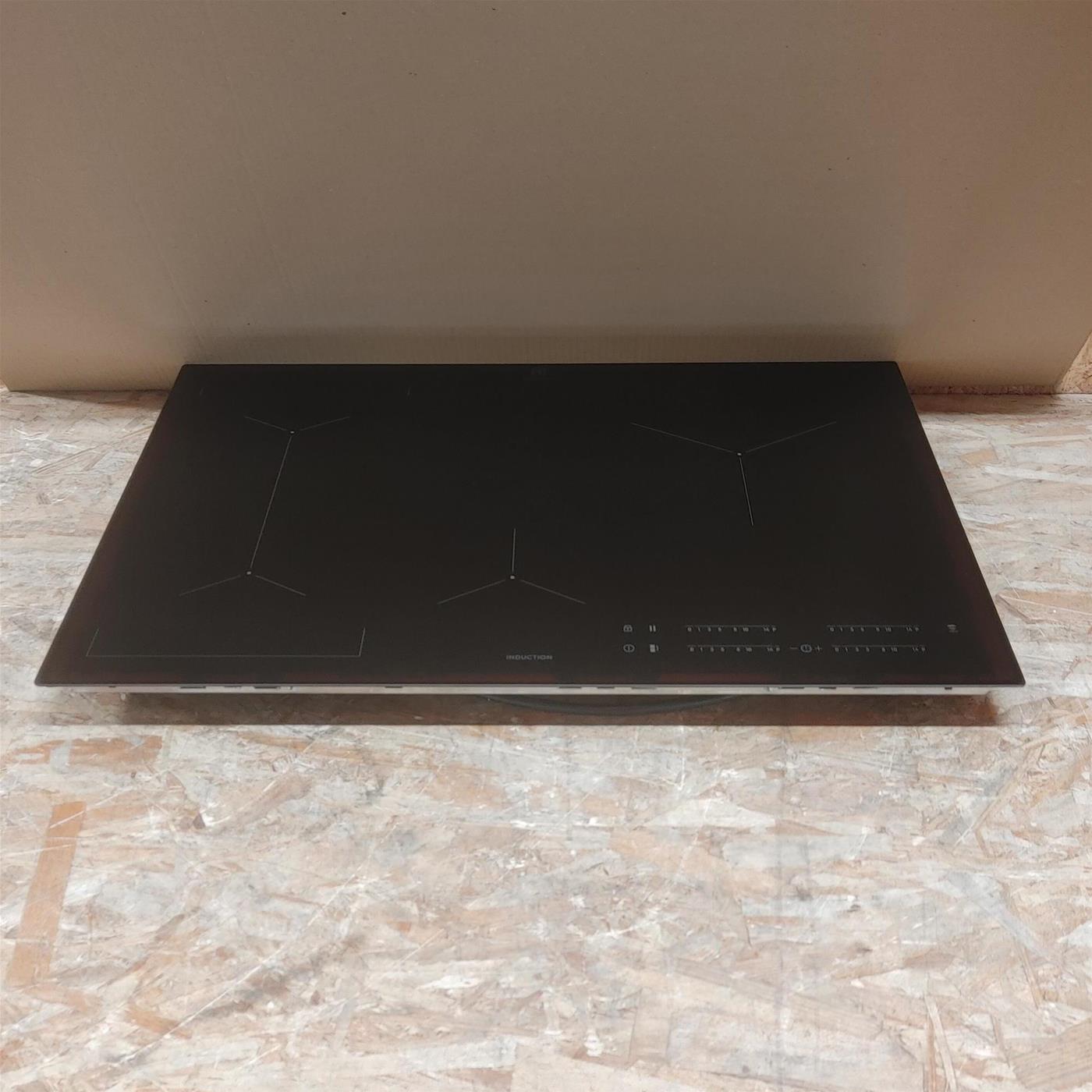 Piano cottura Electrolux LIL83443 Serie 600 Bridge Induzione