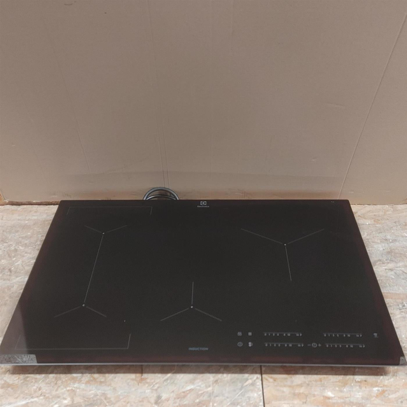 Piano cottura Electrolux LIL83443 Serie 600 Bridge Induzione