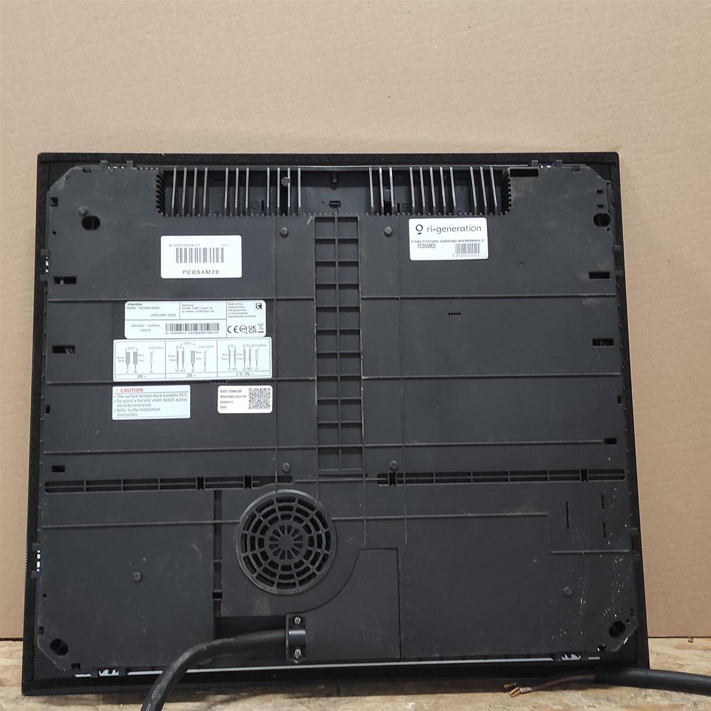 Piano cottura Samsung NZ64B5066KK a induzione 60cm Flex Zone WiFi