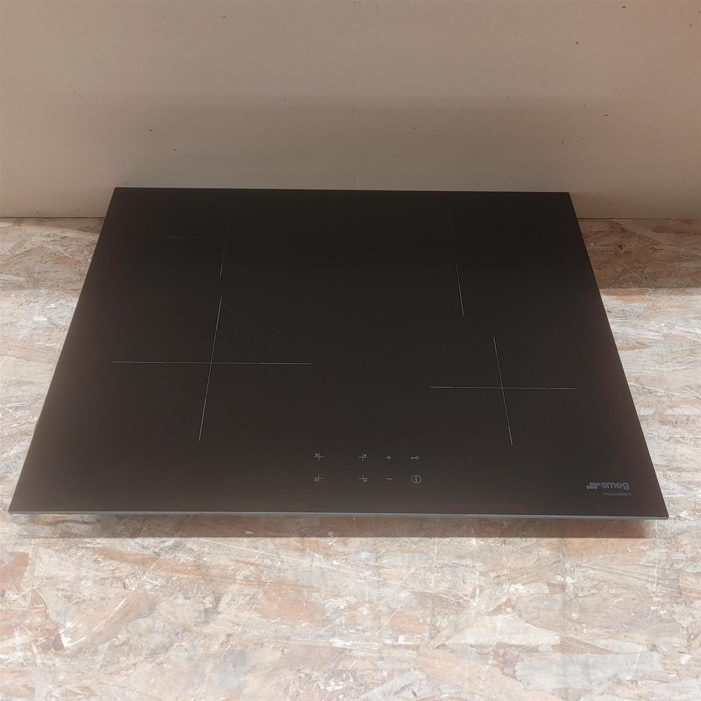 Piano cottura Smeg SI2641D a induzione 4 zone cottura