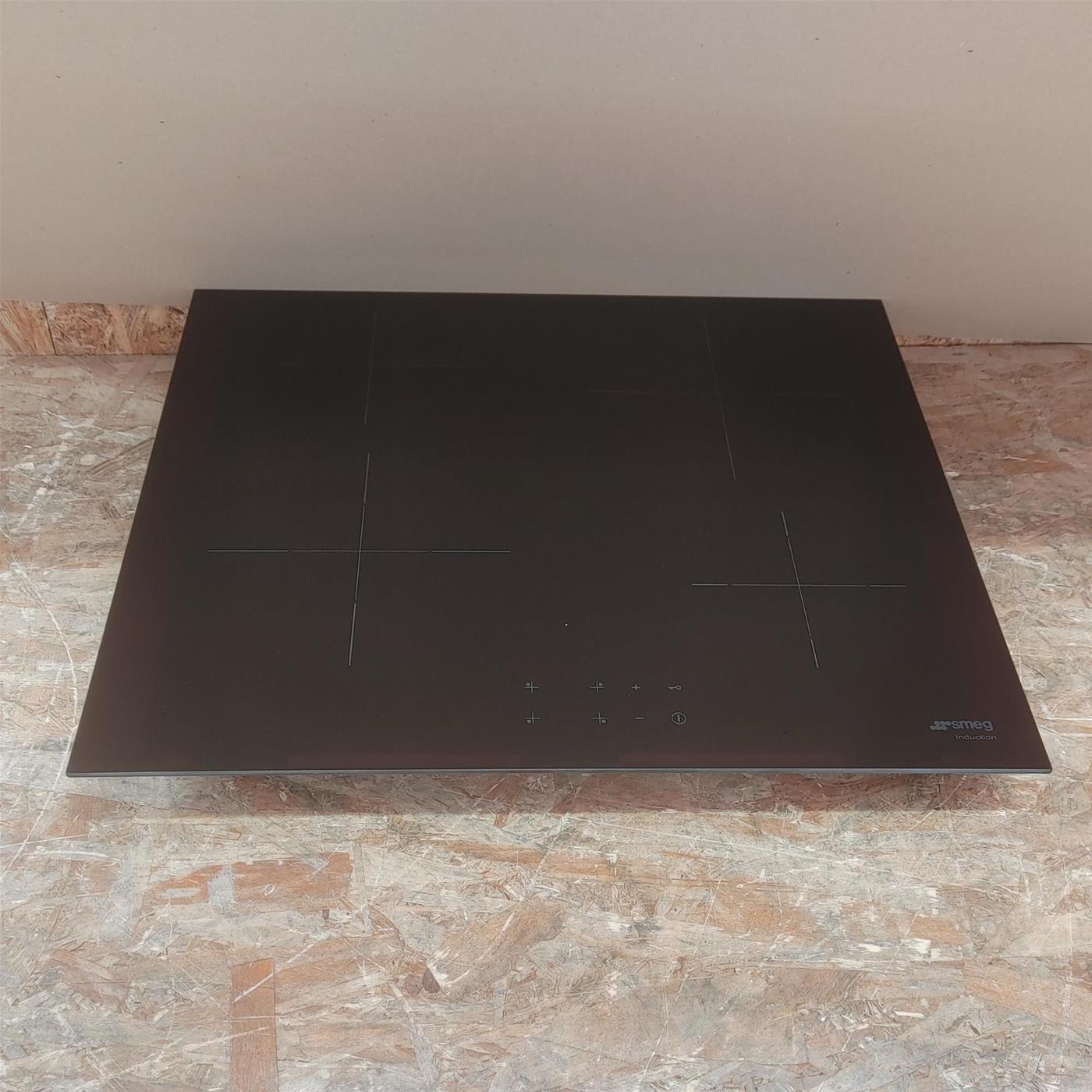 Piano cottura Smeg SI2641D a induzione 4 zone cottura