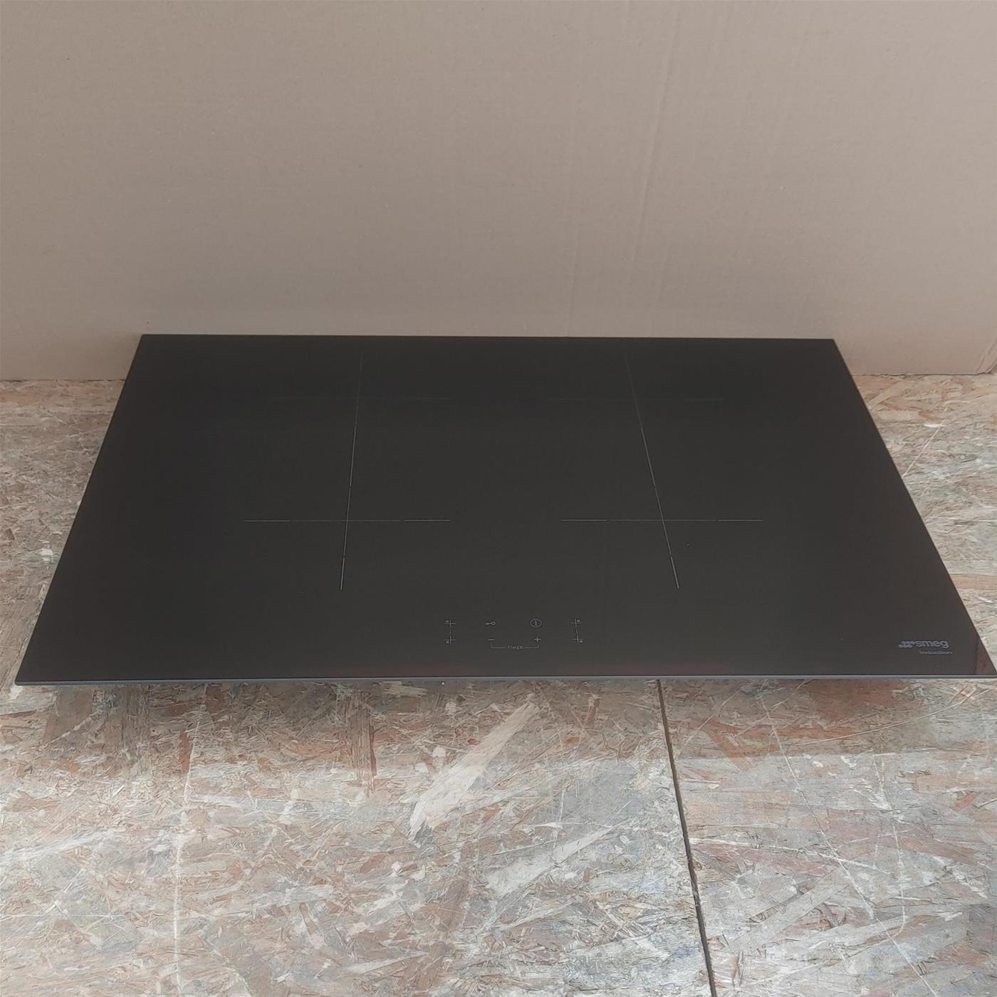 Piano cottura Smeg SIB2741D a induzione 4 zone cottura