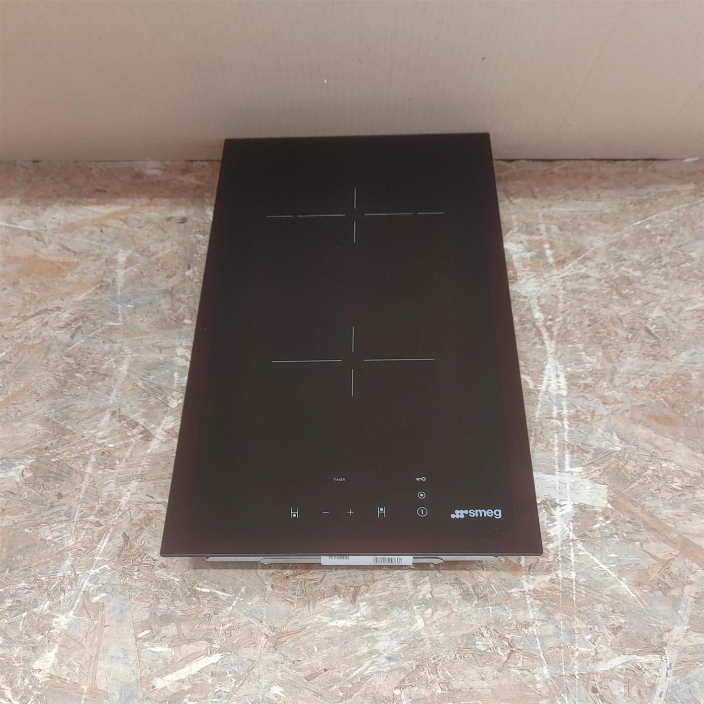 Piano cottura Smeg SMEG SE232TD1 a induzione 30 cm