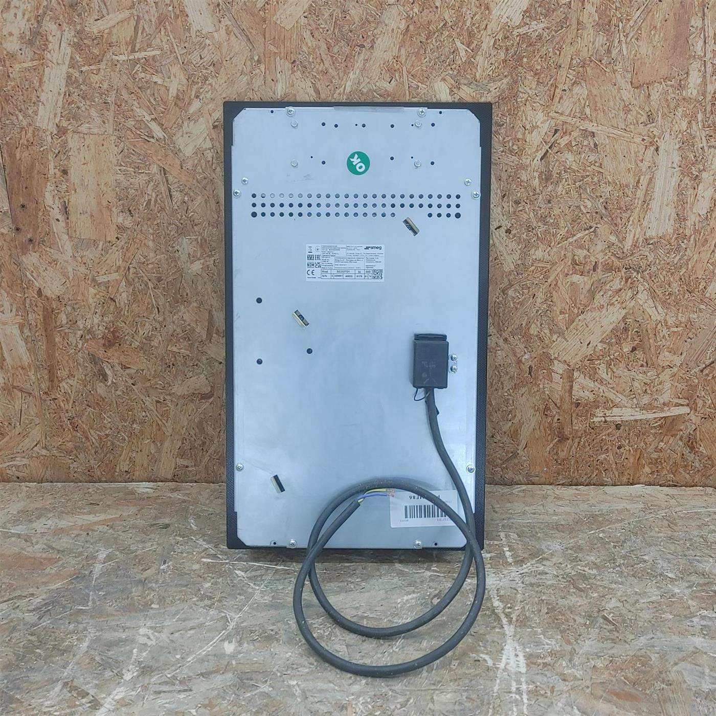 Piano cottura Smeg SMEG SE232TD1 a induzione 30 cm