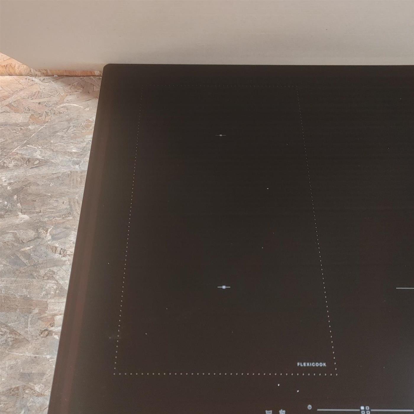 Piano cottura Whirlpool WLB2977NE a induzione