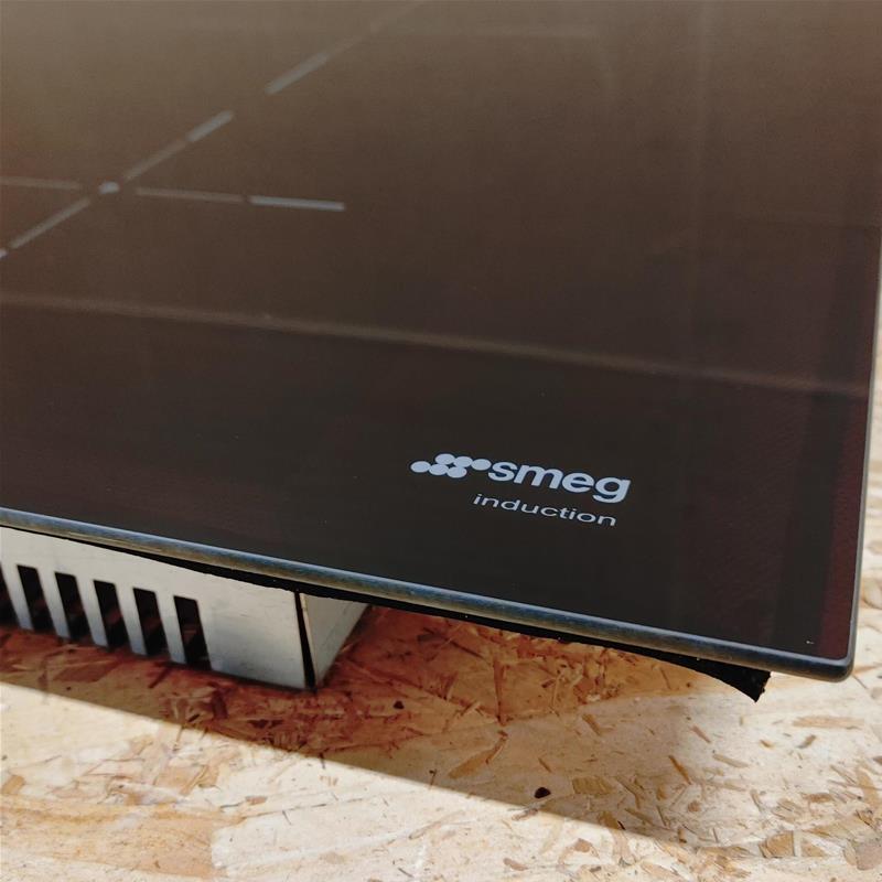 Smeg SI5741D piano cottura Nero Da incasso Piano cottura a induzione 4 Fornello(i)